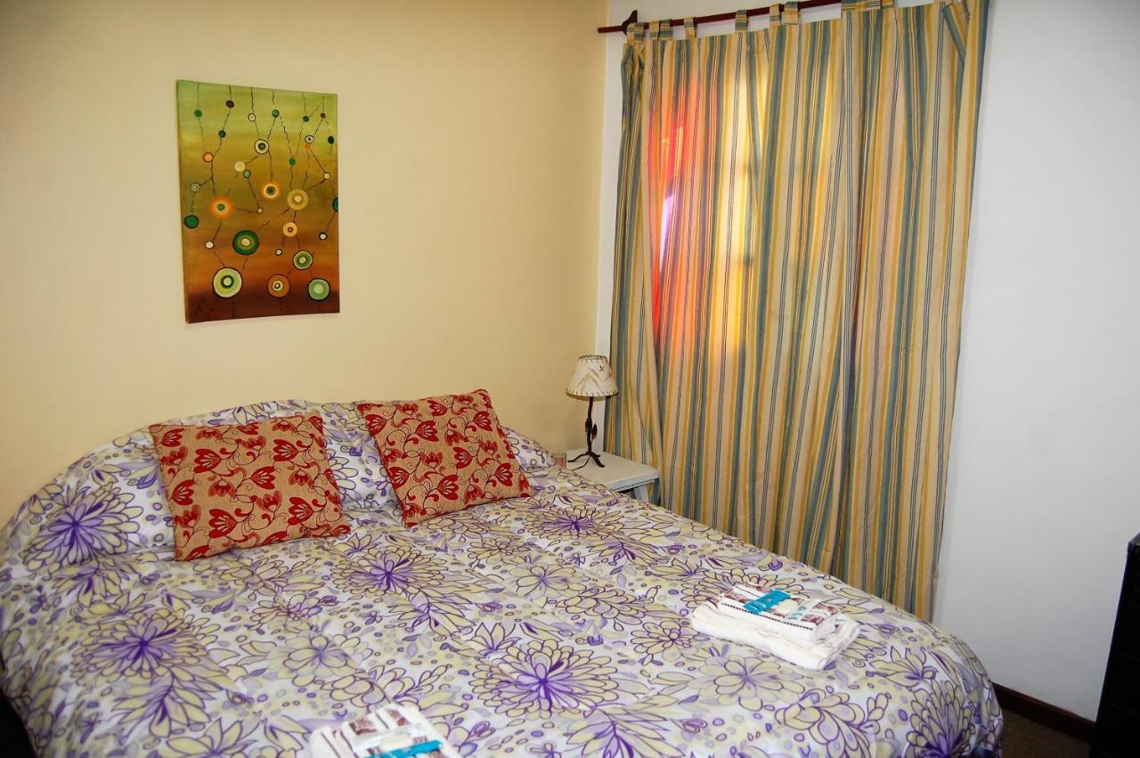 Laguna Esmeralda B&B อูซัวยา ภายนอก รูปภาพ