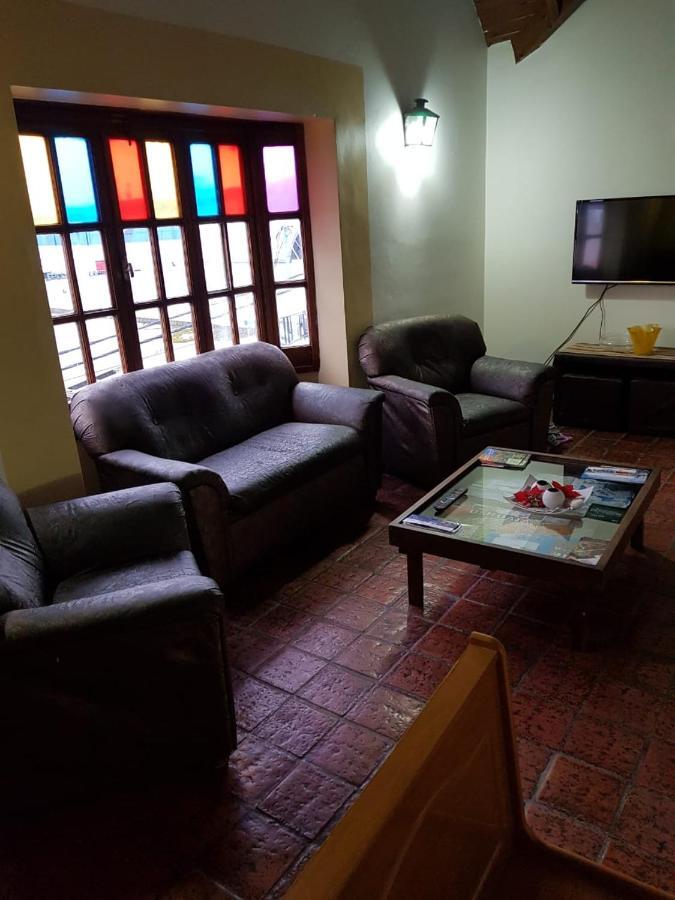 Laguna Esmeralda B&B อูซัวยา ภายนอก รูปภาพ